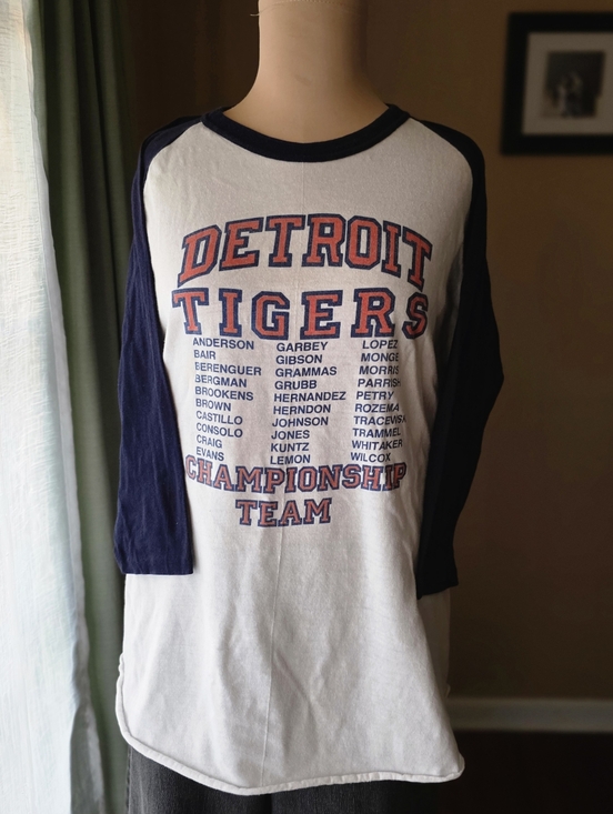 Vintage Other - Vintage 1984 Detroit Tigers Championship Team Raglan Shirt Collectors Dream XL